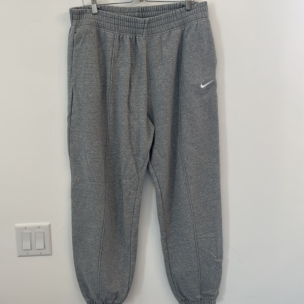Nike- sweatsuit (SET) - Picture 6 of 8